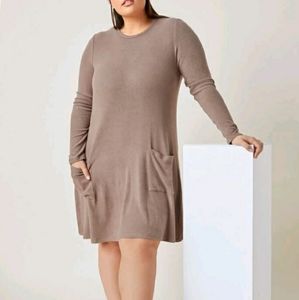 #2 Brand New Plus Pocket Dress